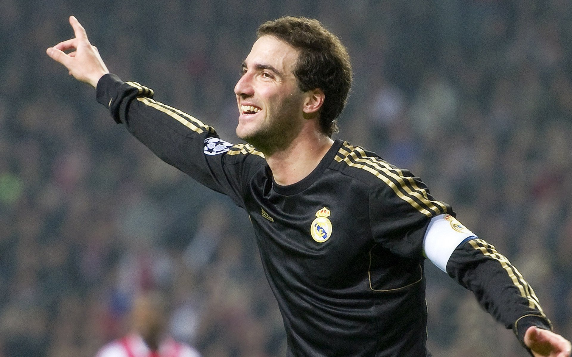 多国家协作打造国际足球创新联盟，推动全球体育科技合作，国际足联合作伙伴